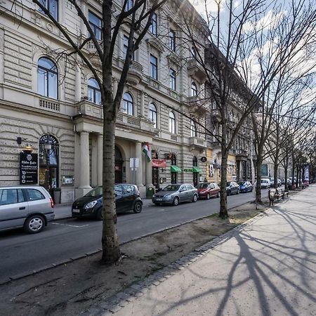 Bpr Luxurious & Stylish Duplex Home Budapest Kültér fotó